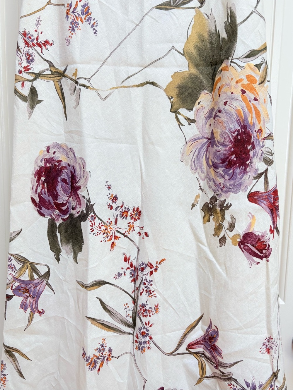 Jones New York Linen V-Neck Maxi Dress in Cream with Floral Accents - Picture 3 of 10